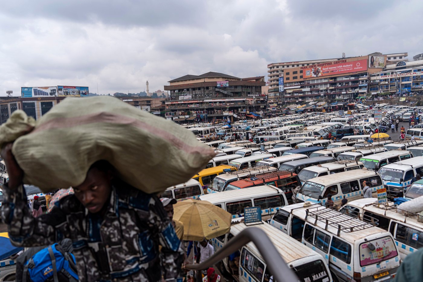 First group of 12 deportees from the US arrives in Uganda, lawyers say | iNFOnews.ca