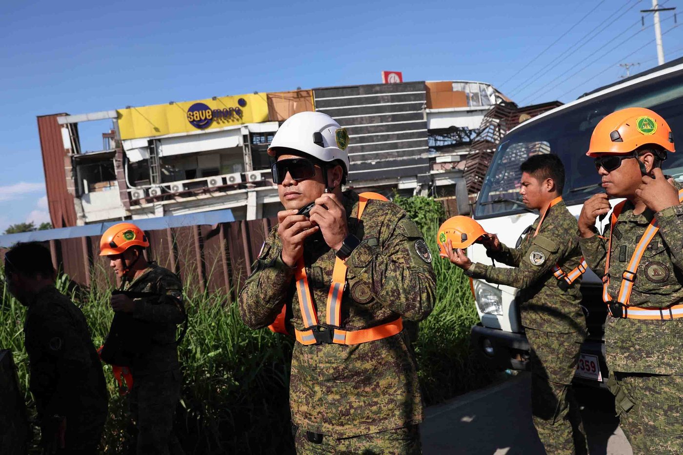 Photos show the aftermath of an earthquake in the southern Philippines | iNwheels