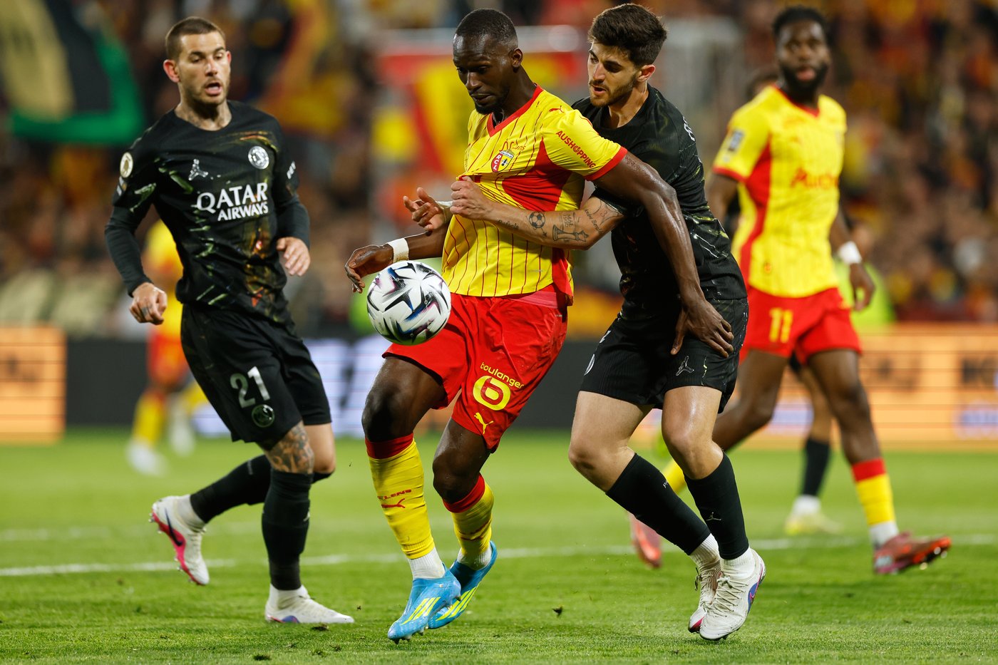 Paris Saint-Germain clinches league title with 2-0 win over closest rival Lens | iNFOnews.ca Paris Saint-Germain clinches league title with 2-0 win over closest rival Lens | iNFOnews.ca