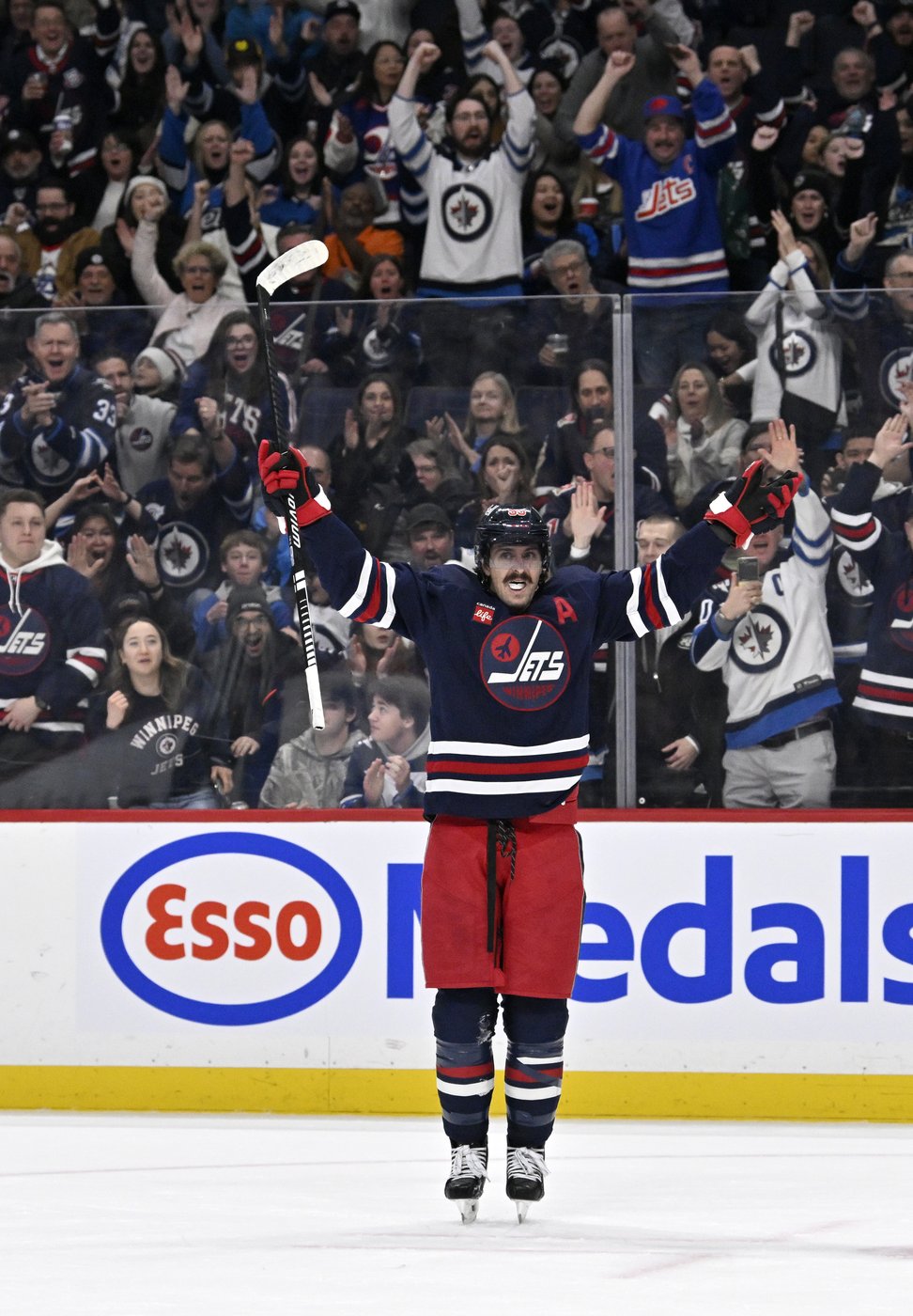 Two-time Olympian Toews says Jets teammate Scheifele should wear Maple Leaf in Milan | iNFOnews.ca Two-time Olympian Toews says Jets teammate Scheifele should wear Maple Leaf in Milan | iNFOnews.ca