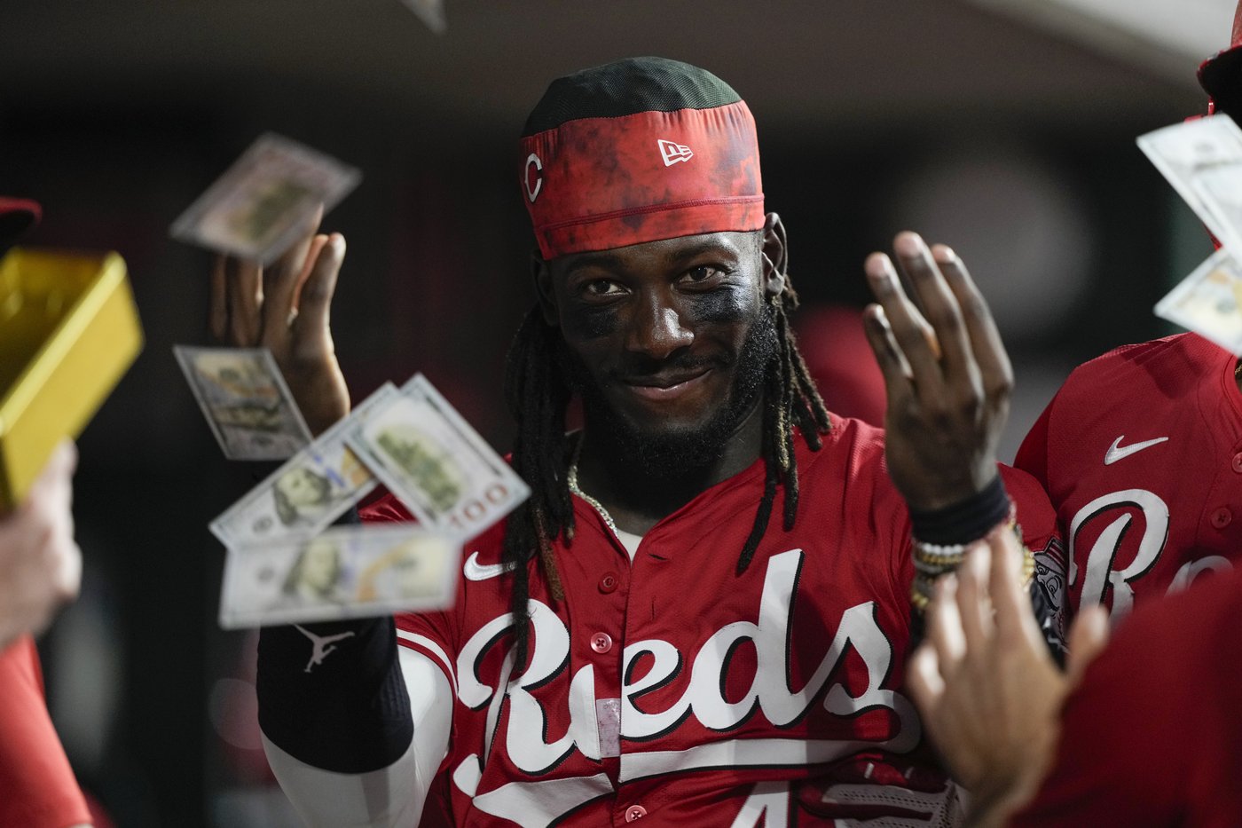 All-Stars Abbott, De La Cruz help Reds beat Marlins 7-2, halt Miami's 11-game road winning streak | iNFOnews.ca All-Stars Abbott, De La Cruz help Reds beat Marlins 7-2, halt Miami's 11-game road winning streak | iNFOnews.ca