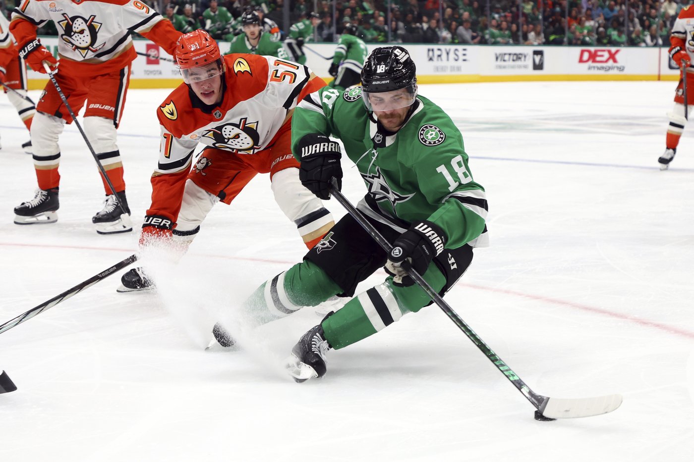 Leason has goal and 2 assists as Ducks beat Stars 4-2 for first winning streak of season | iNFOnews.ca
