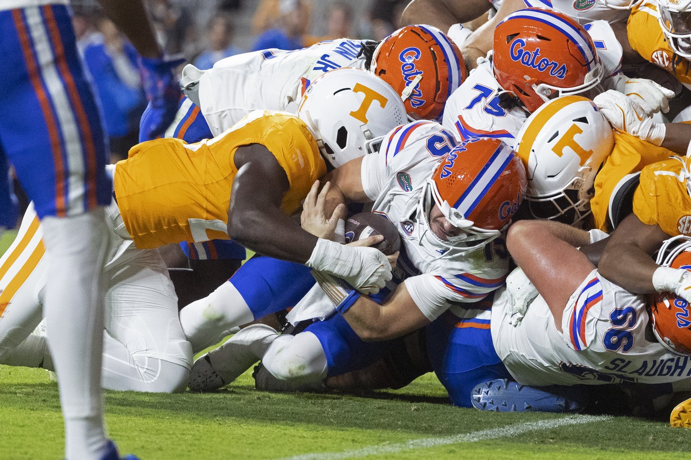 Injured Florida QB Graham Mertz ready to be mentor, motivator and cheerleader for DJ Lagway | iNFOnews.ca