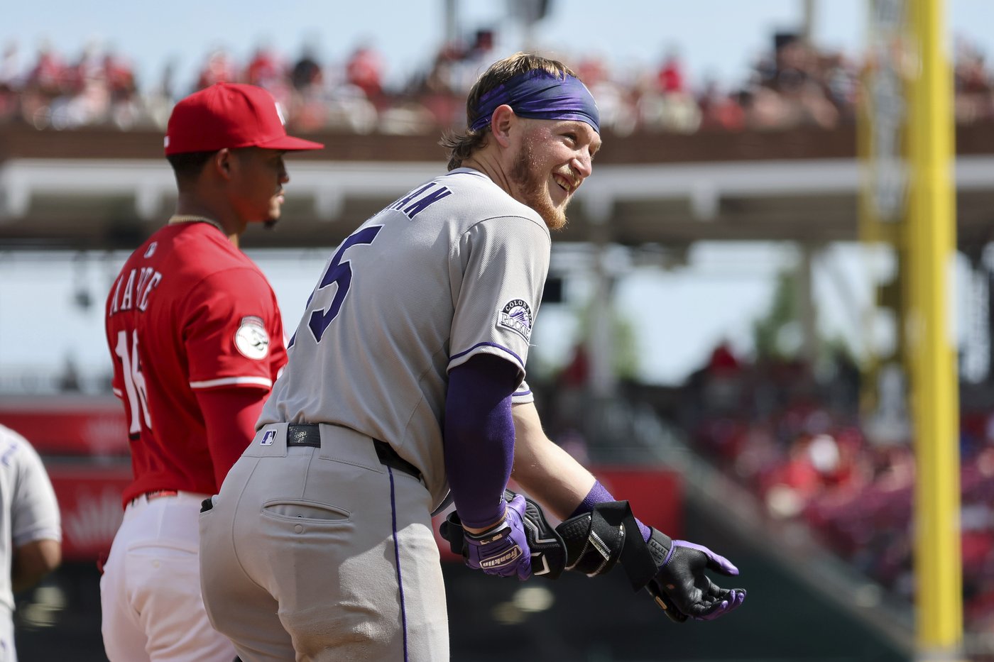 Benson triples and scores on 9th-inning error to left the Reds past the Rockies, 4-3 | iNFOnews.ca