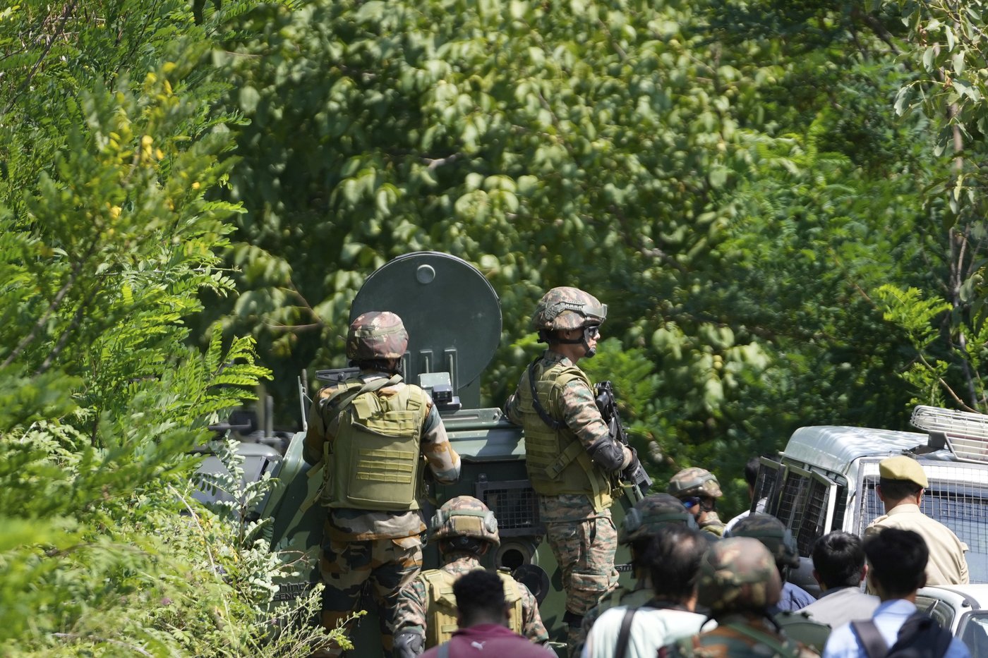 India says its troops killed 3 suspected militants in Kashmir fighting | iNFOnews.ca