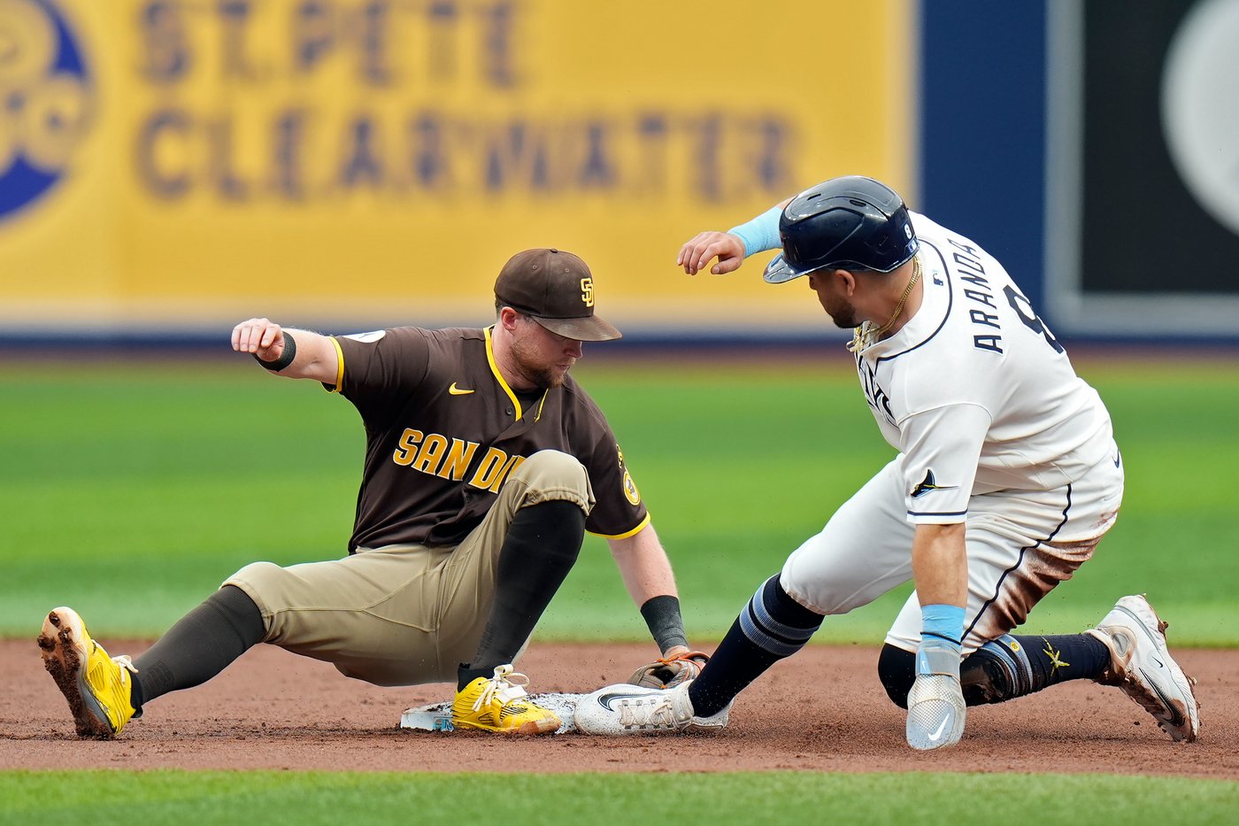 Jonny DeLuca's homer ties game in ninth, Jorge Mateo wins it for Rays in 11th in 5-4 win over Padres | iNFOnews.ca