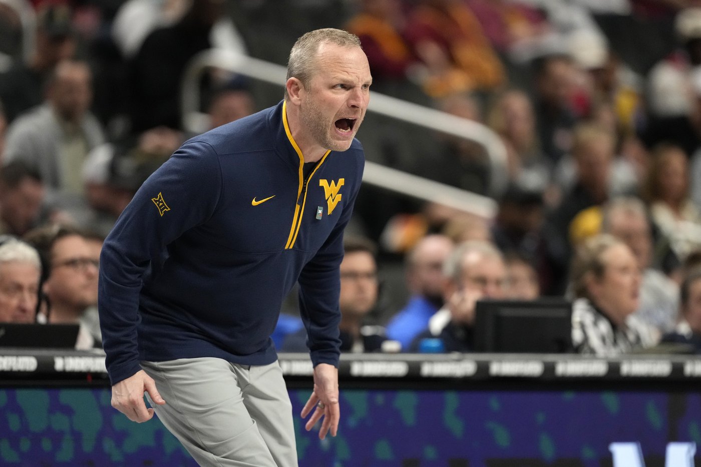 Darian DeVries faces a tall task in helping put Indiana back on the national basketball map for good | iNFOnews.ca Darian DeVries faces a tall task in helping put Indiana back on the national basketball map for good | iNFOnews.ca
