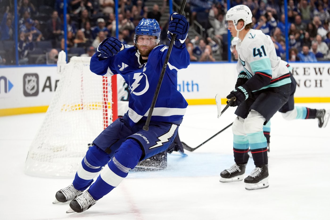 Victor Hedman's goal 2:07 into overtime lifts Lightning past Kraken 4-3 | iNFOnews.ca Victor Hedman's goal 2:07 into overtime lifts Lightning past Kraken 4-3 | iNFOnews.ca
