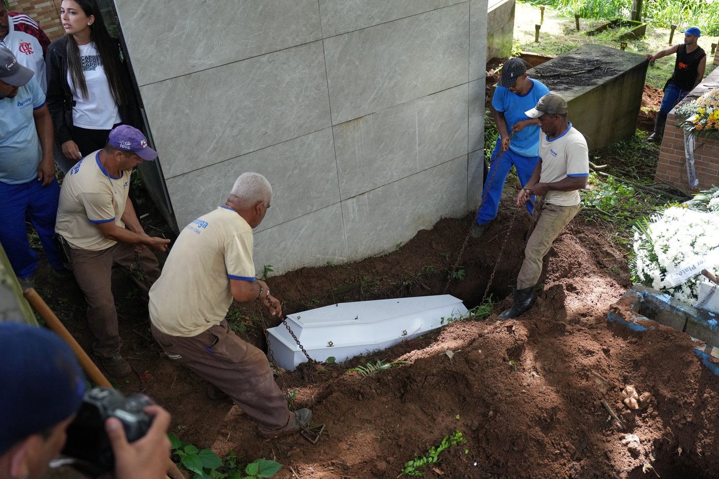 Floods ravage southeastern Brazil and kill 46 as rescuers race to find the missing | iNFOnews.ca Floods ravage southeastern Brazil and kill 46 as rescuers race to find the missing | iNFOnews.ca