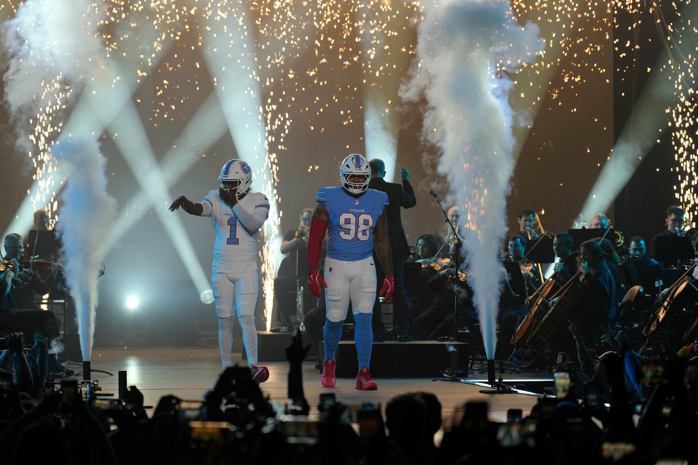 Titans unveil new uniforms and logos to go with new coach and new stadium opening in 2027 | iNFOnews.ca