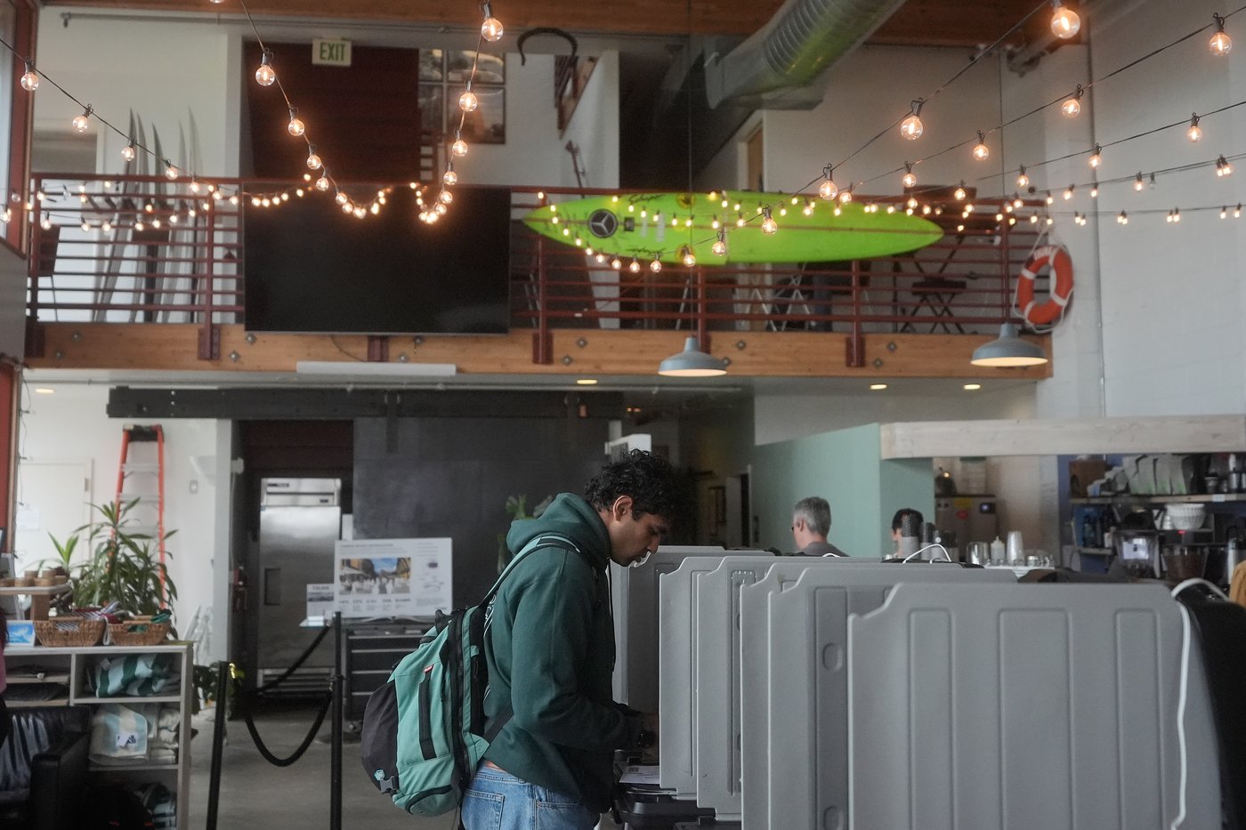Immigrant rights group seeks to block use of federal databases it says could purge legal voters | iNFOnews.ca