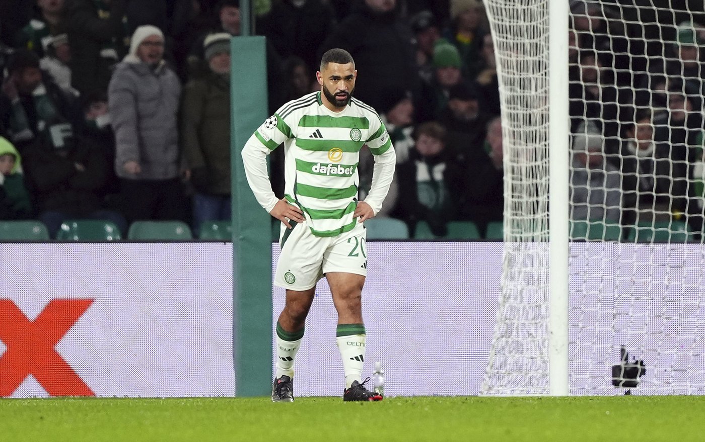 US defender Carter-Vickers scores own goal with no-look pass for Celtic in Champions League | iNFOnews.ca US defender Carter-Vickers scores own goal with no-look pass for Celtic in Champions League | iNFOnews.ca