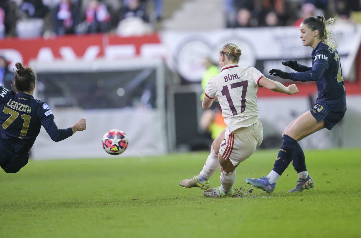 Barcelona grabs last quarterfinal spot in Women's Champions League with 3-0 win in Stockholm | iNFOnews.ca