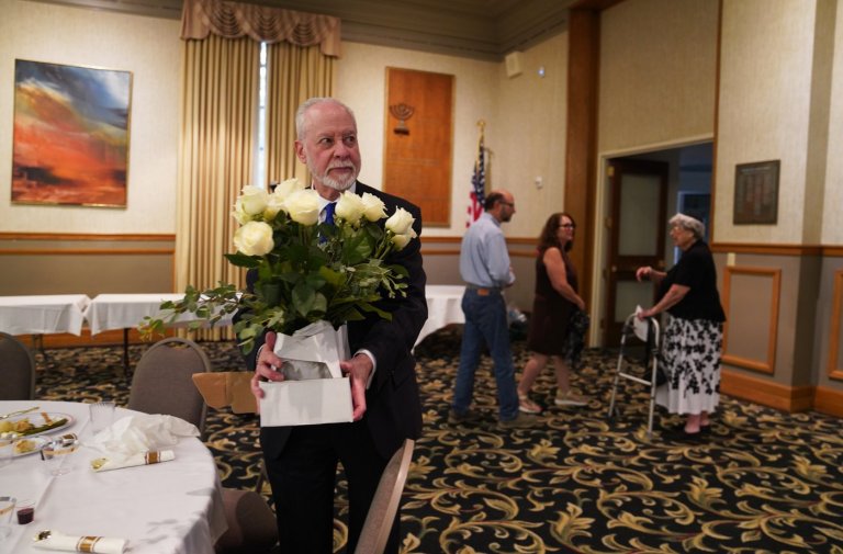Eight years after deadliest antisemitic attack in US history, Tree of Life rabbi bids farewell | iNFOnews.ca