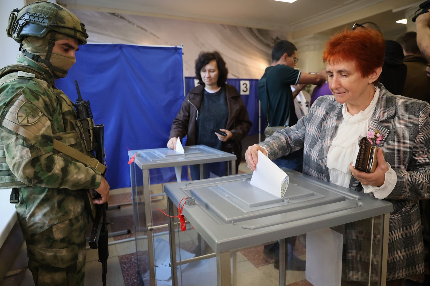 Russia holds parliamentary vote in areas it seized from Ukraine in the war | iNFOnews.ca