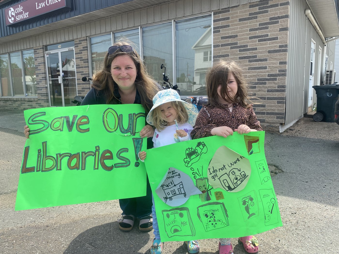 In the news today: New governor general, Curbing separatism, Saving rural libraries | iNFOnews.ca