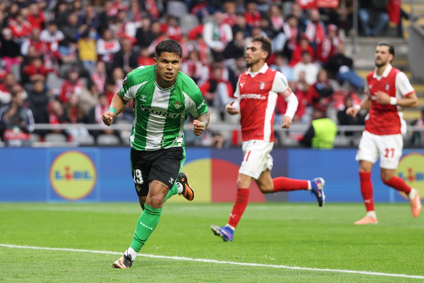 Hernández penalty earns Real Betis a 1-1 draw with Braga in Europa League quarterfinals | iNFOnews.ca Hernández penalty earns Real Betis a 1-1 draw with Braga in Europa League quarterfinals | iNFOnews.ca