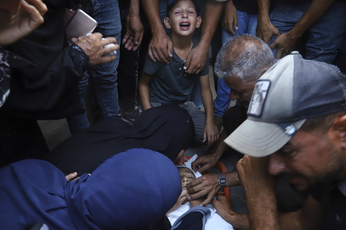 Israeli strikes and gunfire kill 33 as Gaza City becomes focus of famine and a military offensive | iNFOnews.ca Israeli strikes and gunfire kill 33 as Gaza City becomes focus of famine and a military offensive | iNFOnews.ca