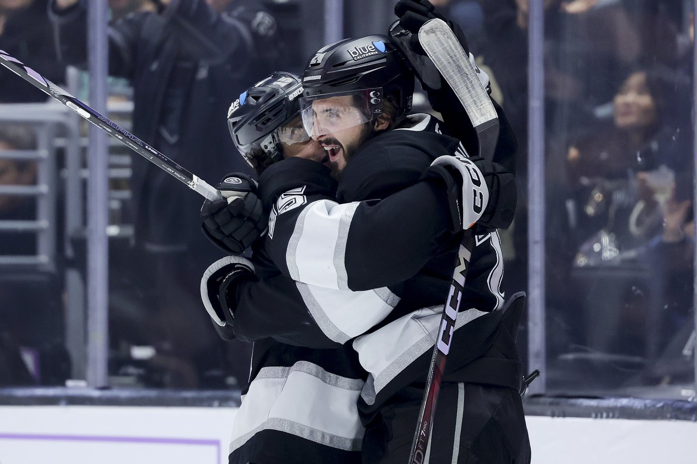 Kopitar, Rittich lead the Kings' rebound for a 4-1 win over NHL-leading Jets | iNFOnews.ca Kopitar, Rittich lead the Kings' rebound for a 4-1 win over NHL-leading Jets | iNFOnews.ca
