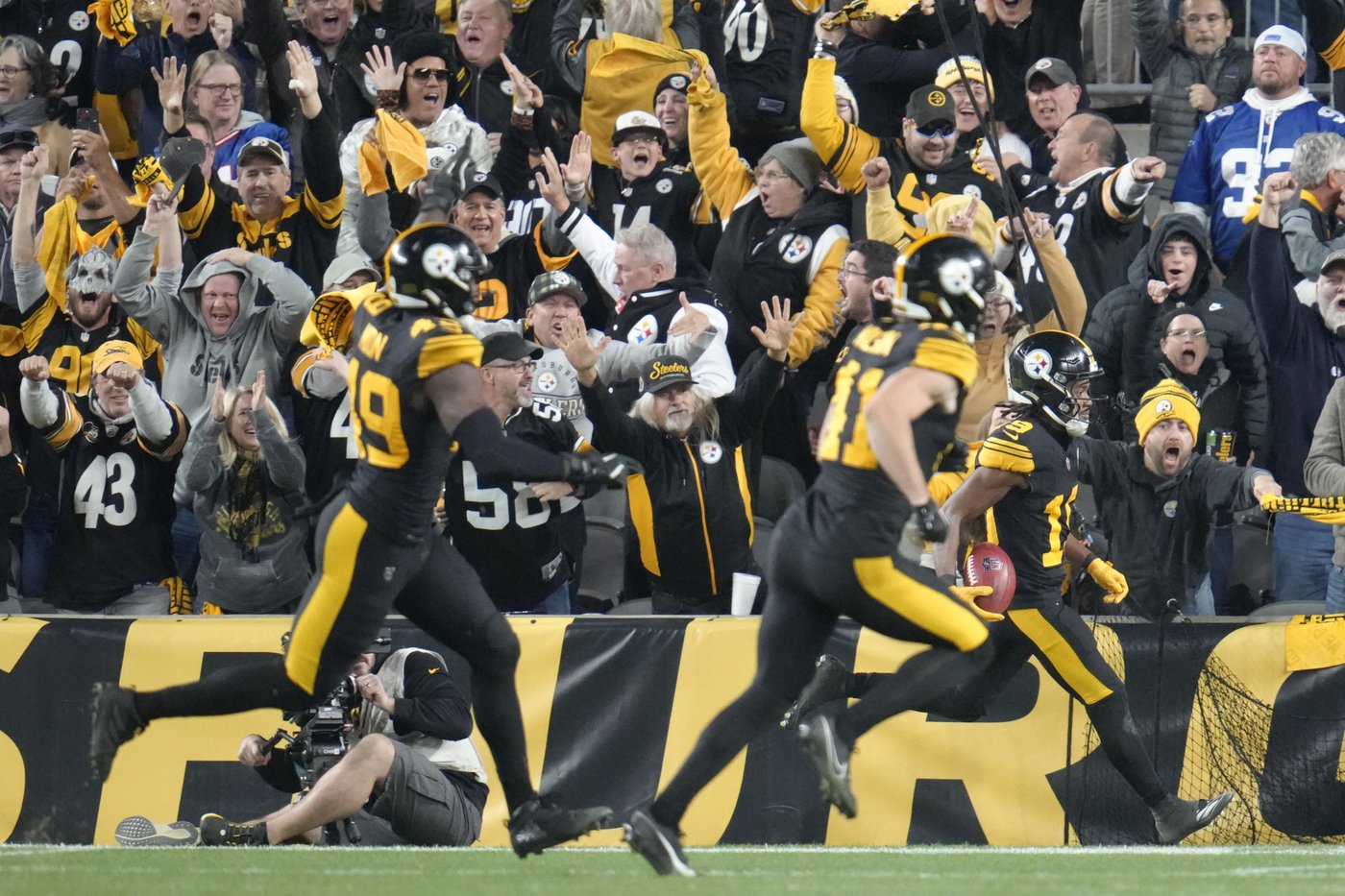 Calvin Austin III scores twice as the Steelers hold off the Giants 26-18 | iNFOnews.ca