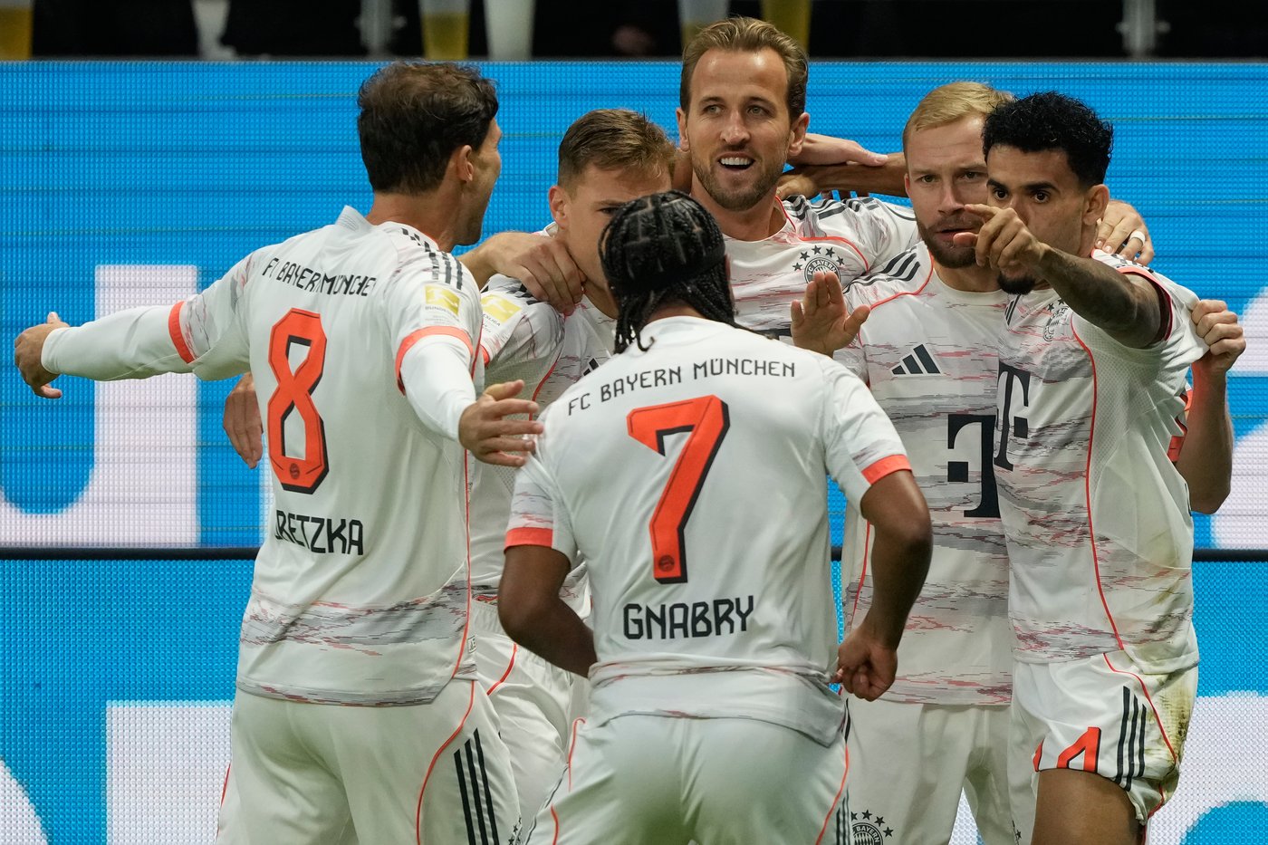 Luis Díaz scores after 15 seconds for Bayern against Frankfurt | iNFOnews.ca