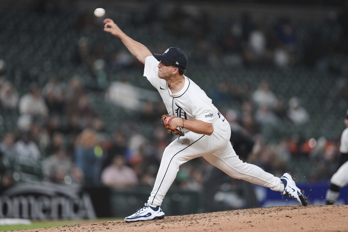 Riley Greene sheds slump with 3 hits, 2 RBIs as Tigers send Royals to their 4th straight loss, 6-1 | iNFOnews.ca Riley Greene sheds slump with 3 hits, 2 RBIs as Tigers send Royals to their 4th straight loss, 6-1 | iNFOnews.ca