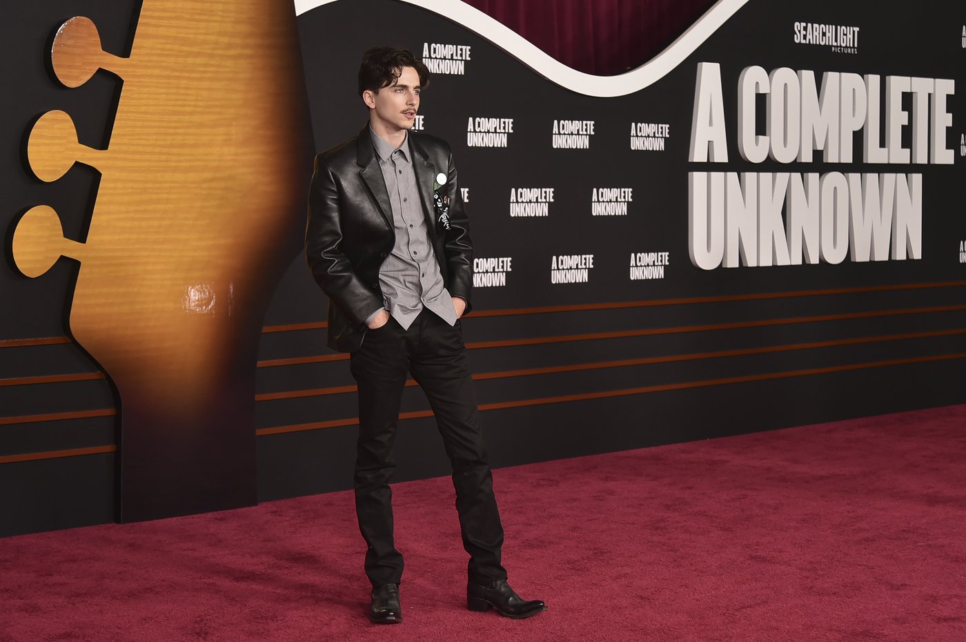 How Timothée Chalamet transformed into Bob Dylan for 'A Complete Unknown' | iNFOnews.ca