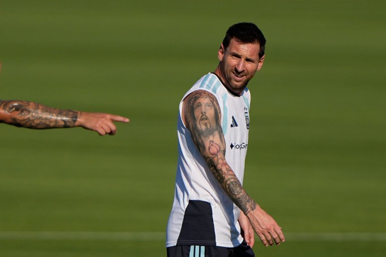 Messi is out of the starting lineup but could play in Argentina's group finale against Jordan | iNFOnews.ca