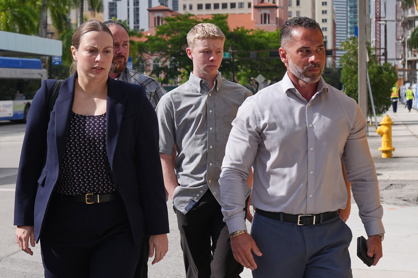 Teen charged with killing stepsister on Carnival Cruise remains free after hearing | iNFOnews.ca Teen charged with killing stepsister on Carnival Cruise remains free after hearing | iNFOnews.ca
