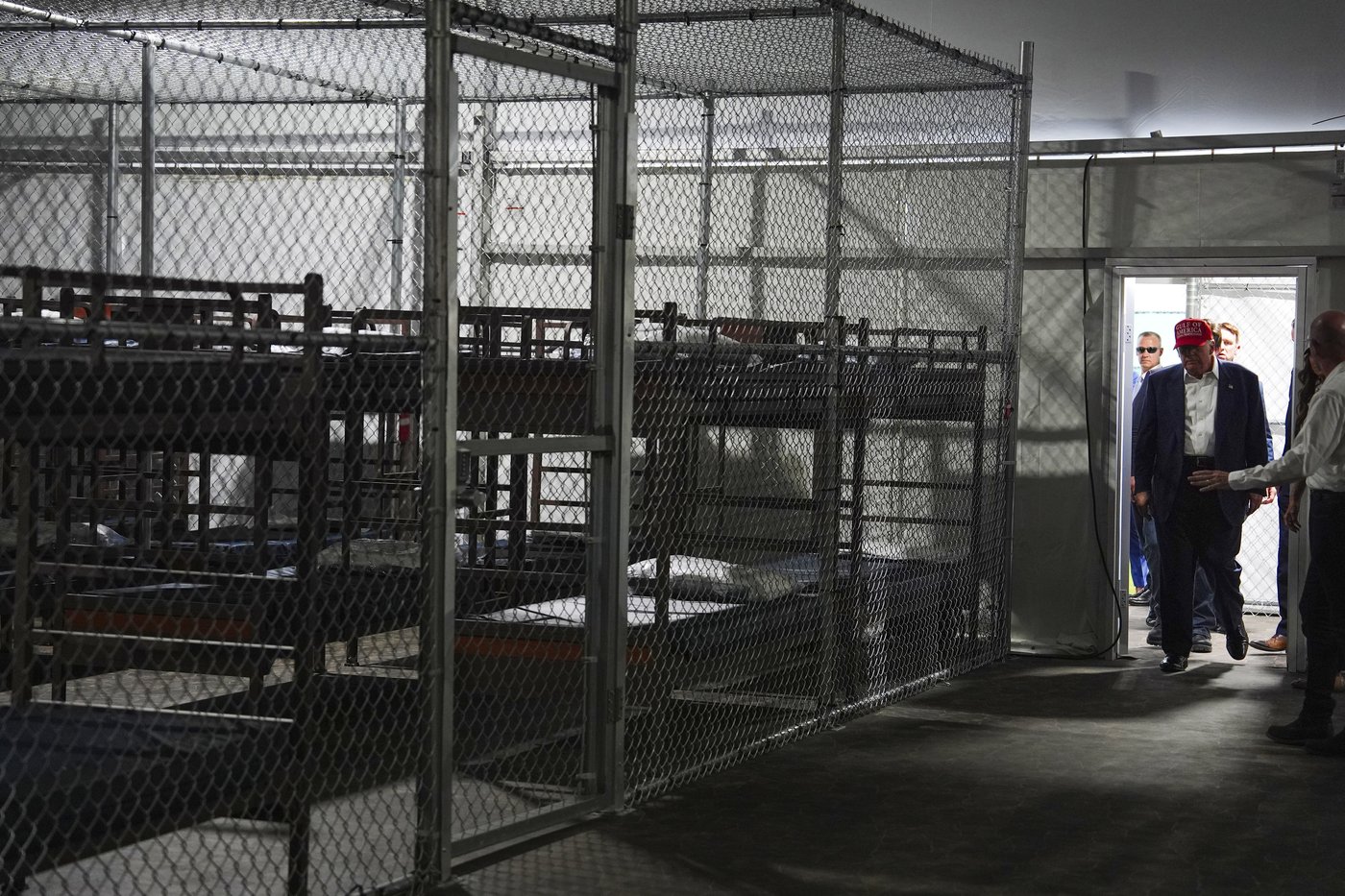 Trump toured Florida's immigration detention center in the Everglades. Here's what to know | iNFOnews.ca