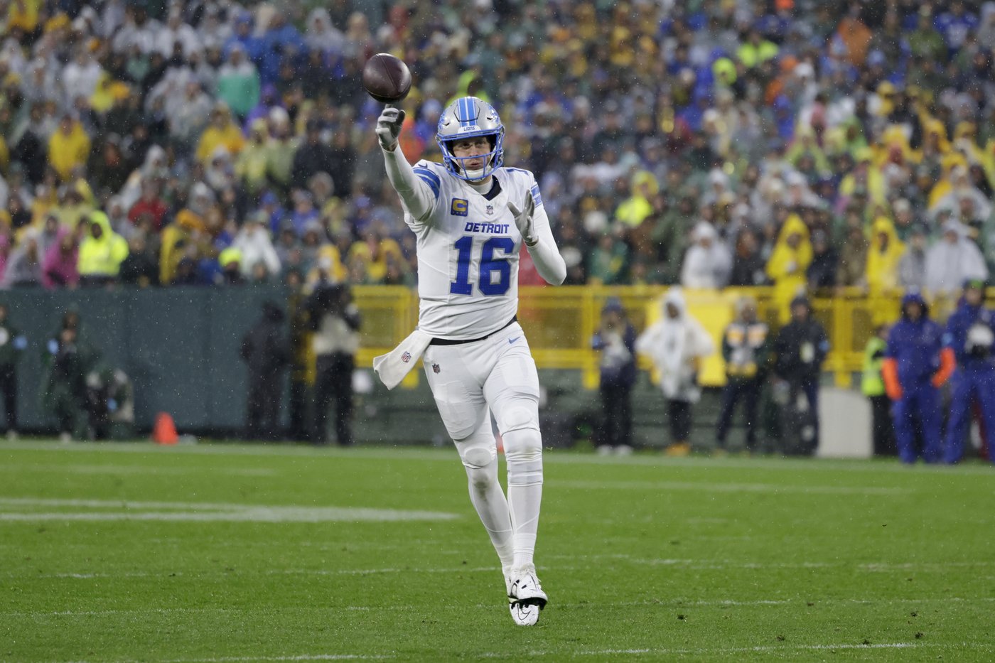 Kerby Joseph's pick-6 helps Lions beat Packers 24-14 and take command of NFC North | iNFOnews.ca Kerby Joseph's pick-6 helps Lions beat Packers 24-14 and take command of NFC North | iNFOnews.ca