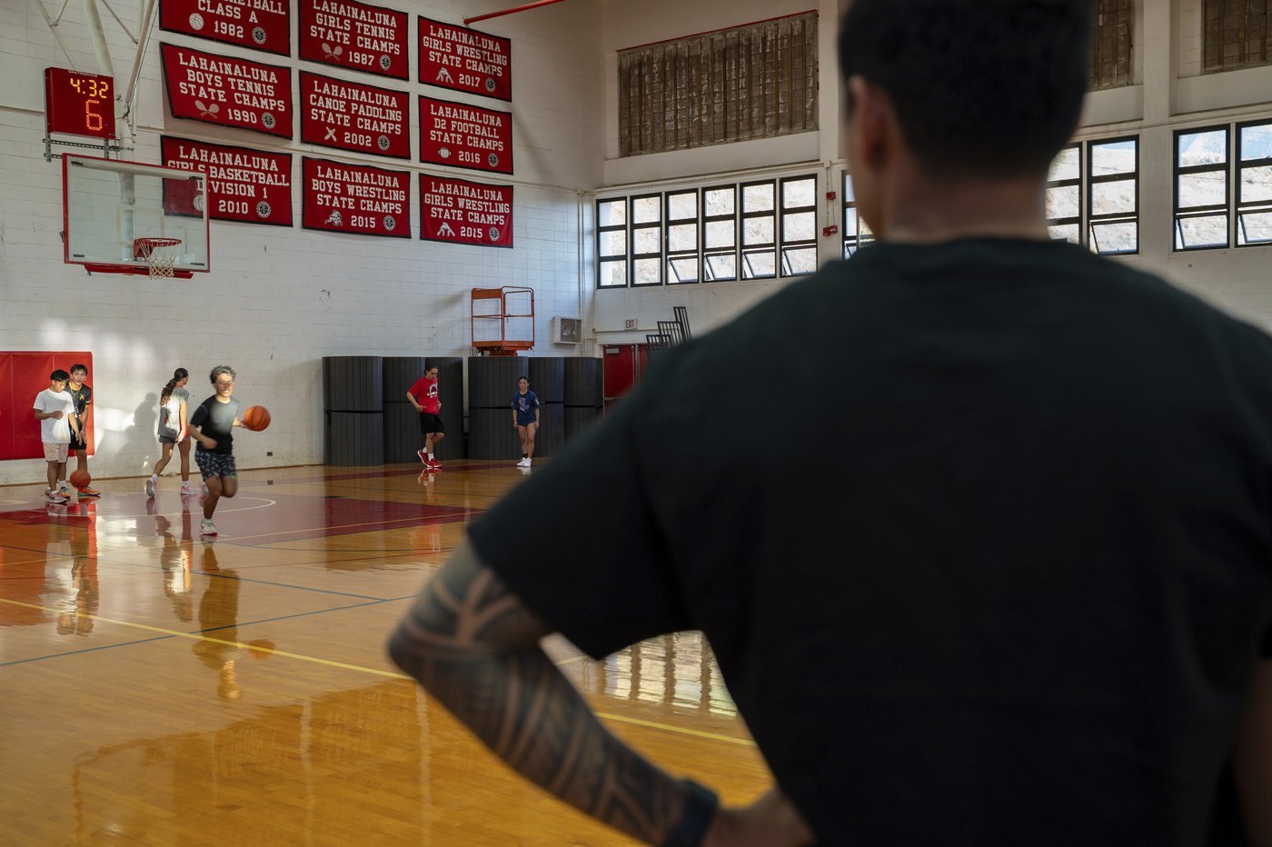 Maui Invitational returns to a Lahaina still grappling with raw emotions left by deadly wildfire | iNFOnews.ca Maui Invitational returns to a Lahaina still grappling with raw emotions left by deadly wildfire | iNFOnews.ca