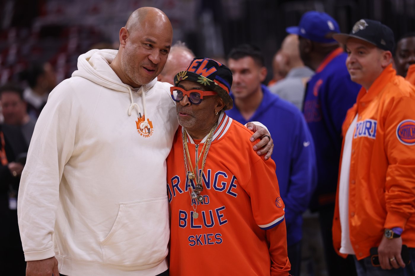 Garden party: New York fans invade Cleveland as Knicks try to sweep Cavaliers and make NBA Finals | iNFOnews.ca