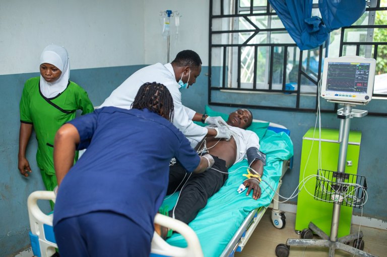 At least 48 dead in Nigeria after consuming drink suspected to contain methanol, authorities say | iNFOnews.ca