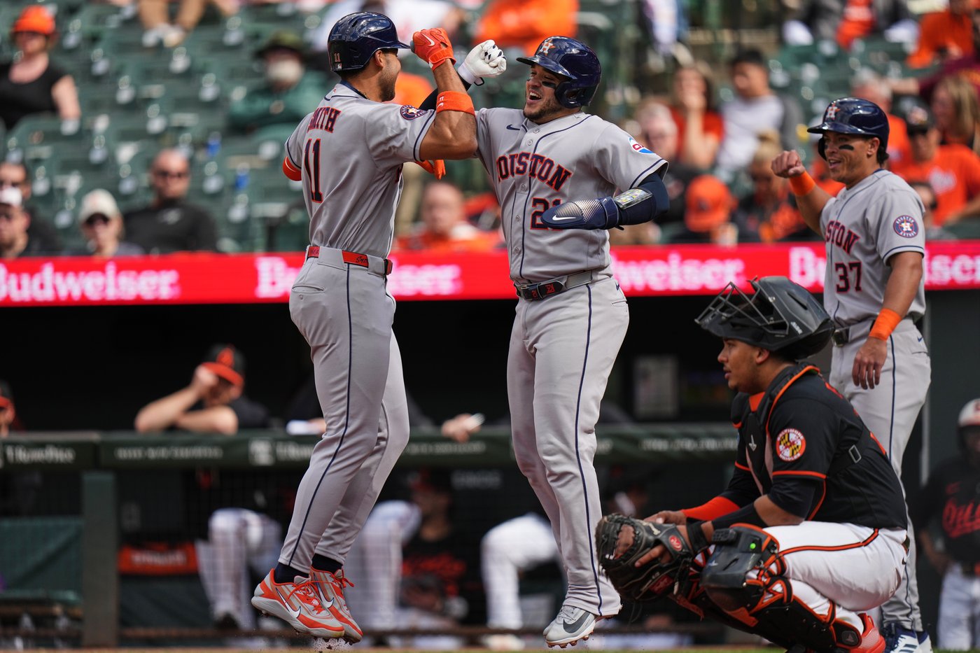 Yordan Alvarez and Cam Smith power the Astros past the Orioles 11-5 for a doubleheader split | iNFOnews.ca Yordan Alvarez and Cam Smith power the Astros past the Orioles 11-5 for a doubleheader split | iNFOnews.ca