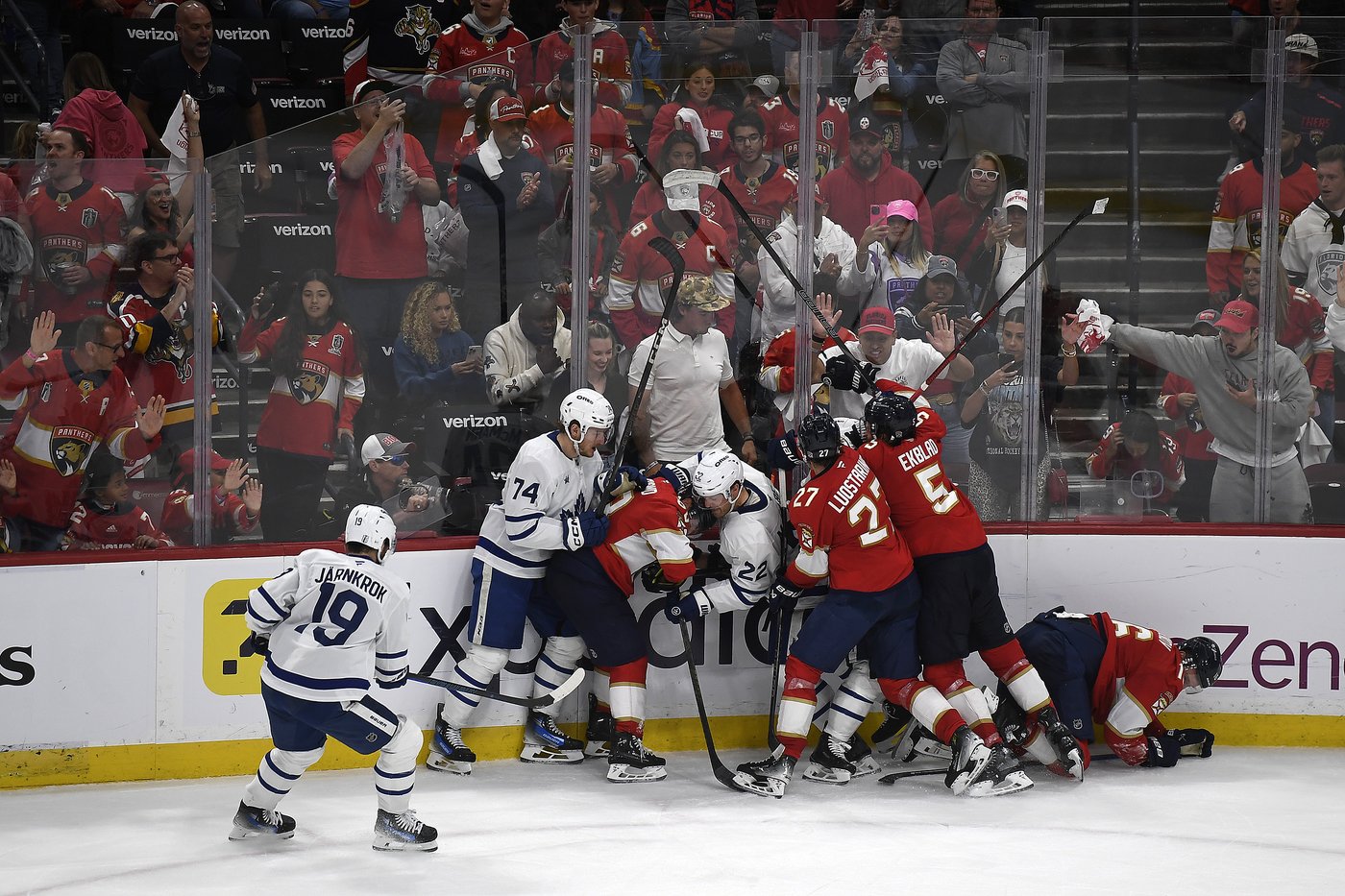 Maple Leafs, Panthers set for pivotal Game 5 in roller-coaster series tied 2-2 | iNFOnews.ca Maple Leafs, Panthers set for pivotal Game 5 in roller-coaster series tied 2-2 | iNFOnews.ca