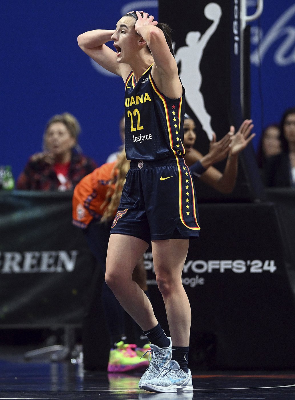 Caitlin Clark struggles in WNBA postseason debut as Indiana drops playoff opener to Connecticut | iNFOnews.ca