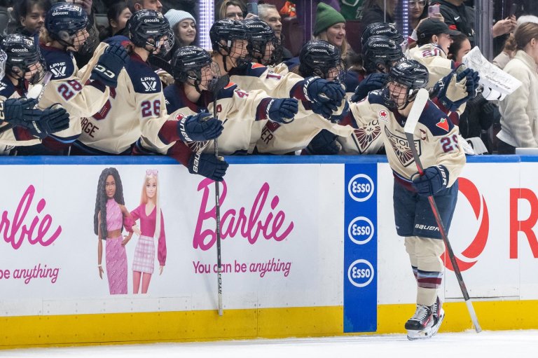 Poulin, Stacey lead the way as Victoire close PWHL pre-season with 3-2 win over Fleet | iNFOnews.ca