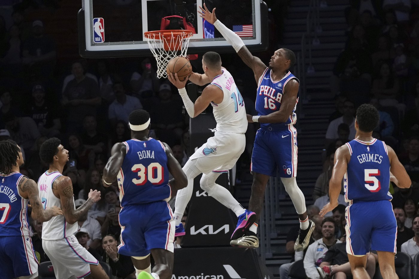Robinson scores 21, Herro adds 20 and Heat rally late to beat 76ers 117-105 | iNFOnews.ca