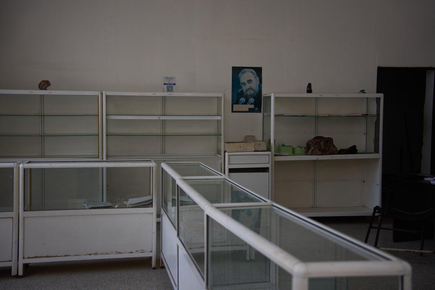 Cubans turn to free community pharmacies as medicines grow scarce | iNFOnews.ca