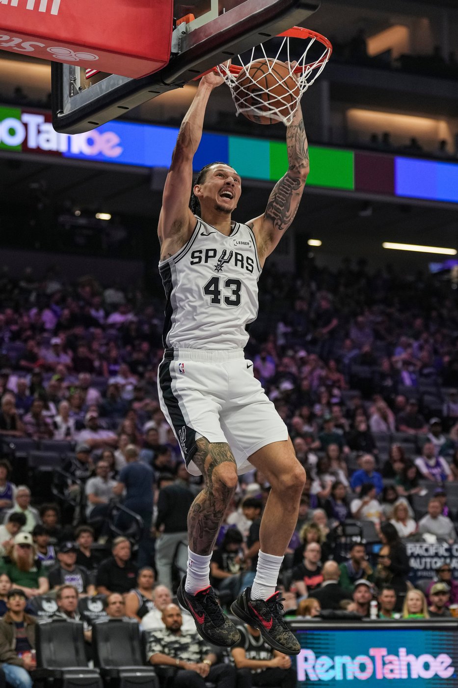 Wembanyama scores 18 points to lead Spurs over Kings 132-104 | iNFOnews.ca Wembanyama scores 18 points to lead Spurs over Kings 132-104 | iNFOnews.ca