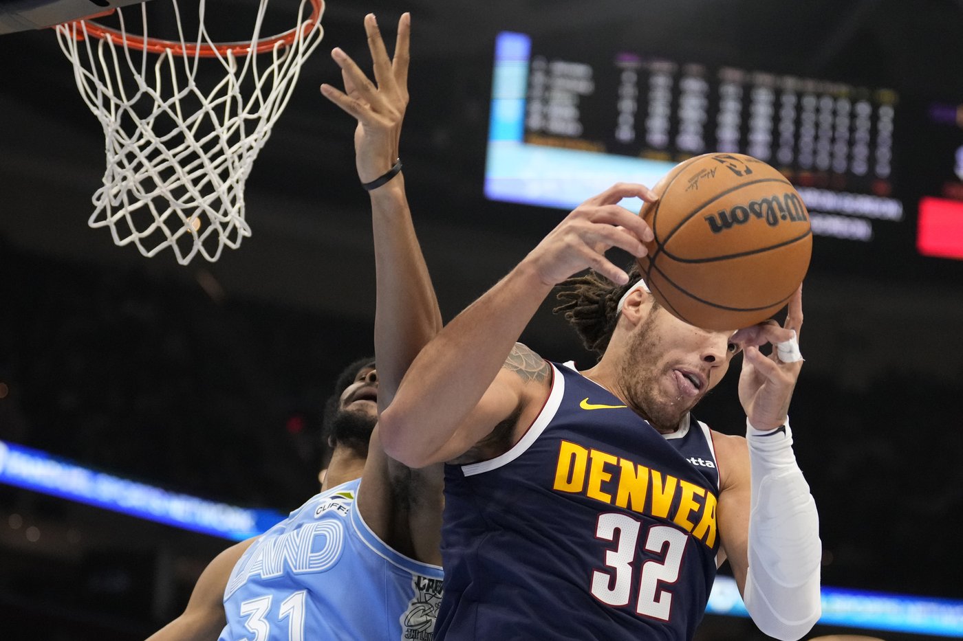 Donovan Mitchell scores 28 as Cavaliers improve to 13-1 at home by beating Jokic and Nuggets 126-114 | iNFOnews.ca Donovan Mitchell scores 28 as Cavaliers improve to 13-1 at home by beating Jokic and Nuggets 126-114 | iNFOnews.ca