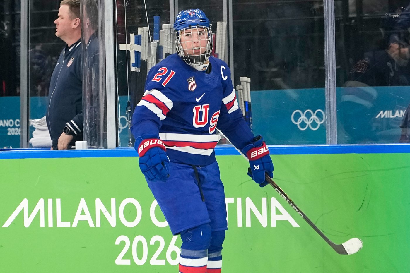 US Olympic gold medalists Hilary Knight and Quinn and Jack Hughes appear on 'Tonight Show' | iNFOnews.ca