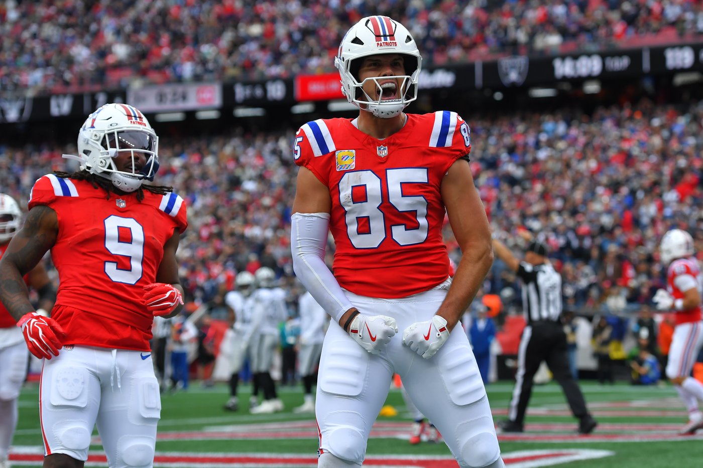 Drake Maye accounts for 5 TDs as Patriots roll past Raiders 45-17 | iNFOnews.ca