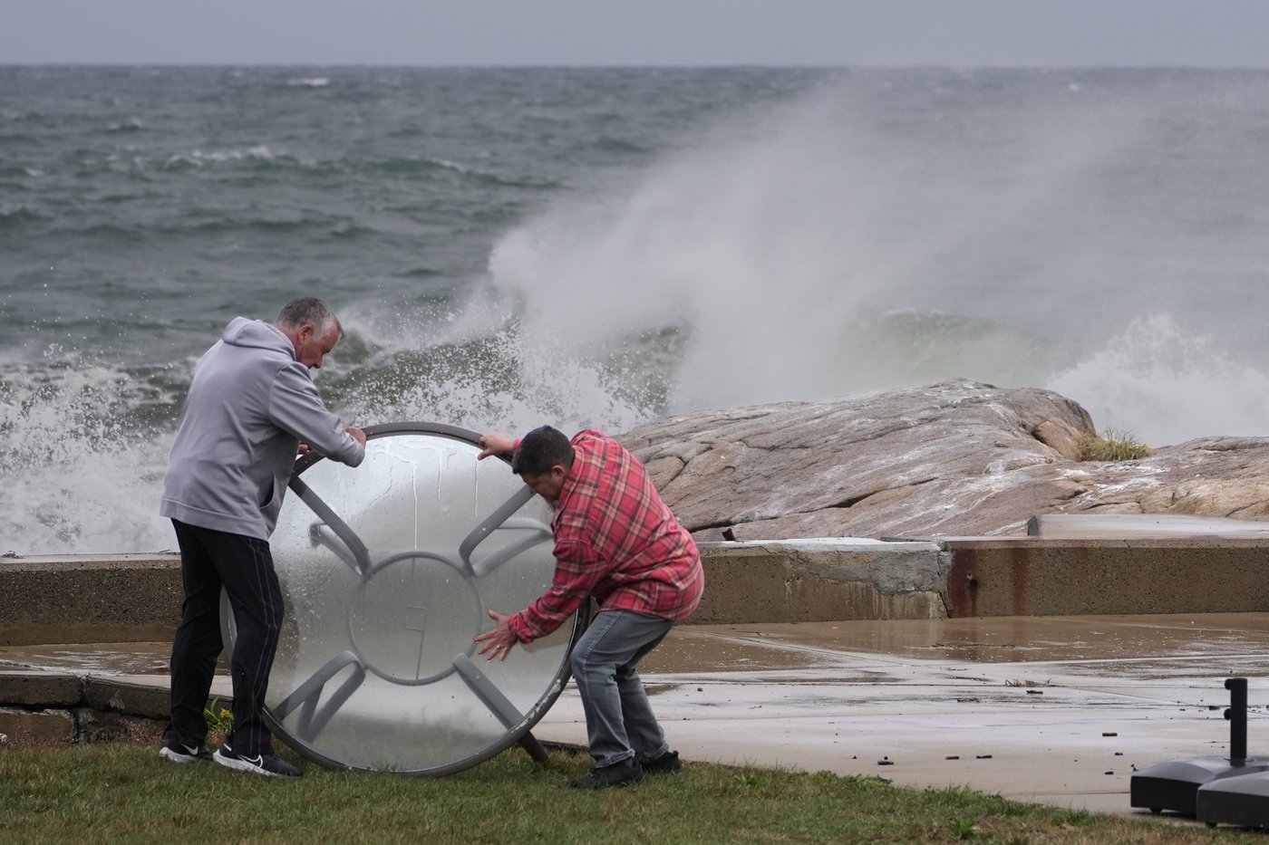 Nor'easter to lash the East Coast with strong winds, flooding and heavy rain | iNFOnews.ca Nor'easter to lash the East Coast with strong winds, flooding and heavy rain | iNFOnews.ca