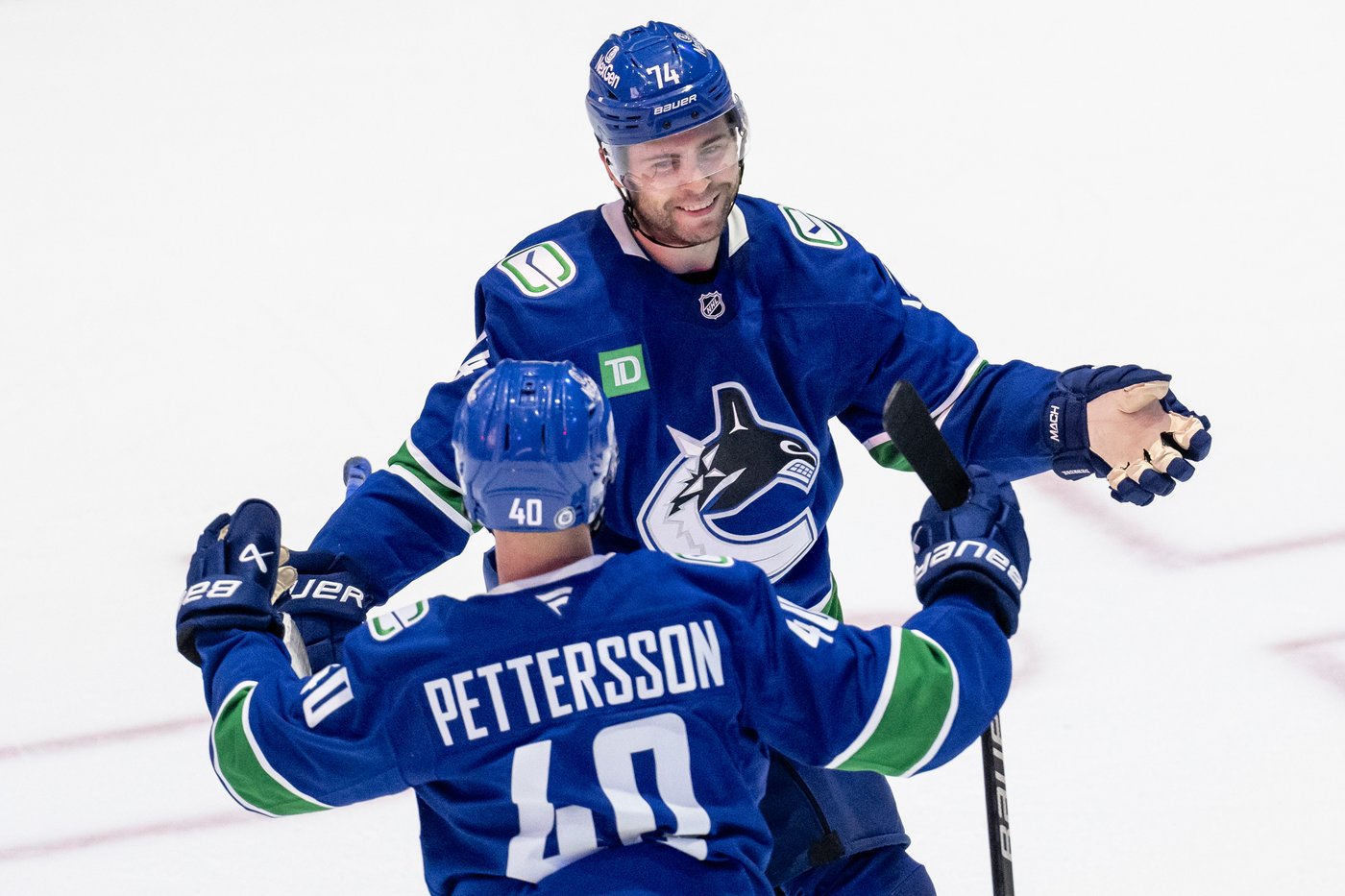 DeBrusk scores second goal in overtime to give Canucks pre-season win over Flames | iNFOnews.ca DeBrusk scores second goal in overtime to give Canucks pre-season win over Flames | iNFOnews.ca