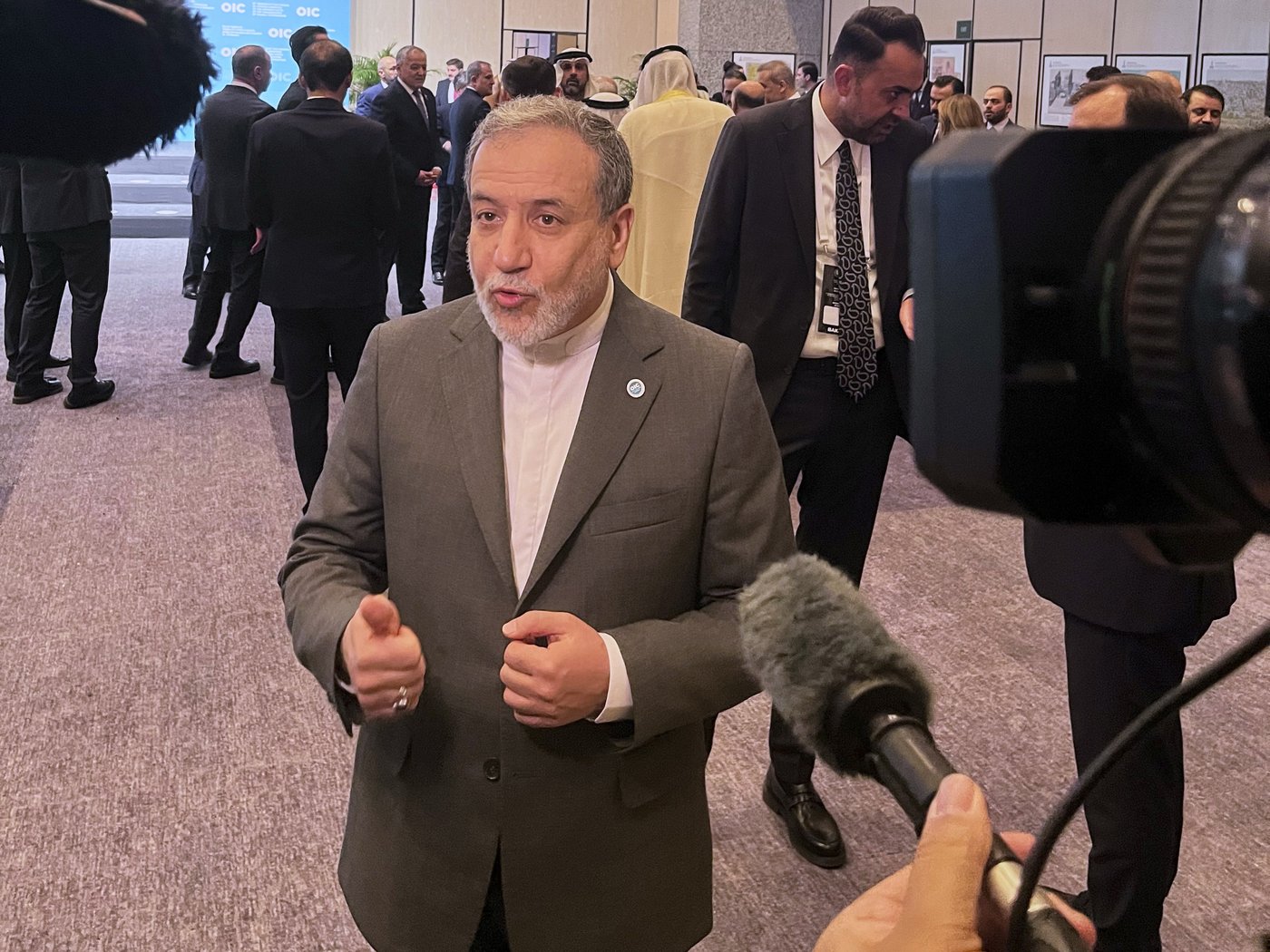 The Latest: US strikes 3 Iranian sites, joining Israeli air campaign | iNFOnews.ca The Latest: US strikes 3 Iranian sites, joining Israeli air campaign | iNFOnews.ca