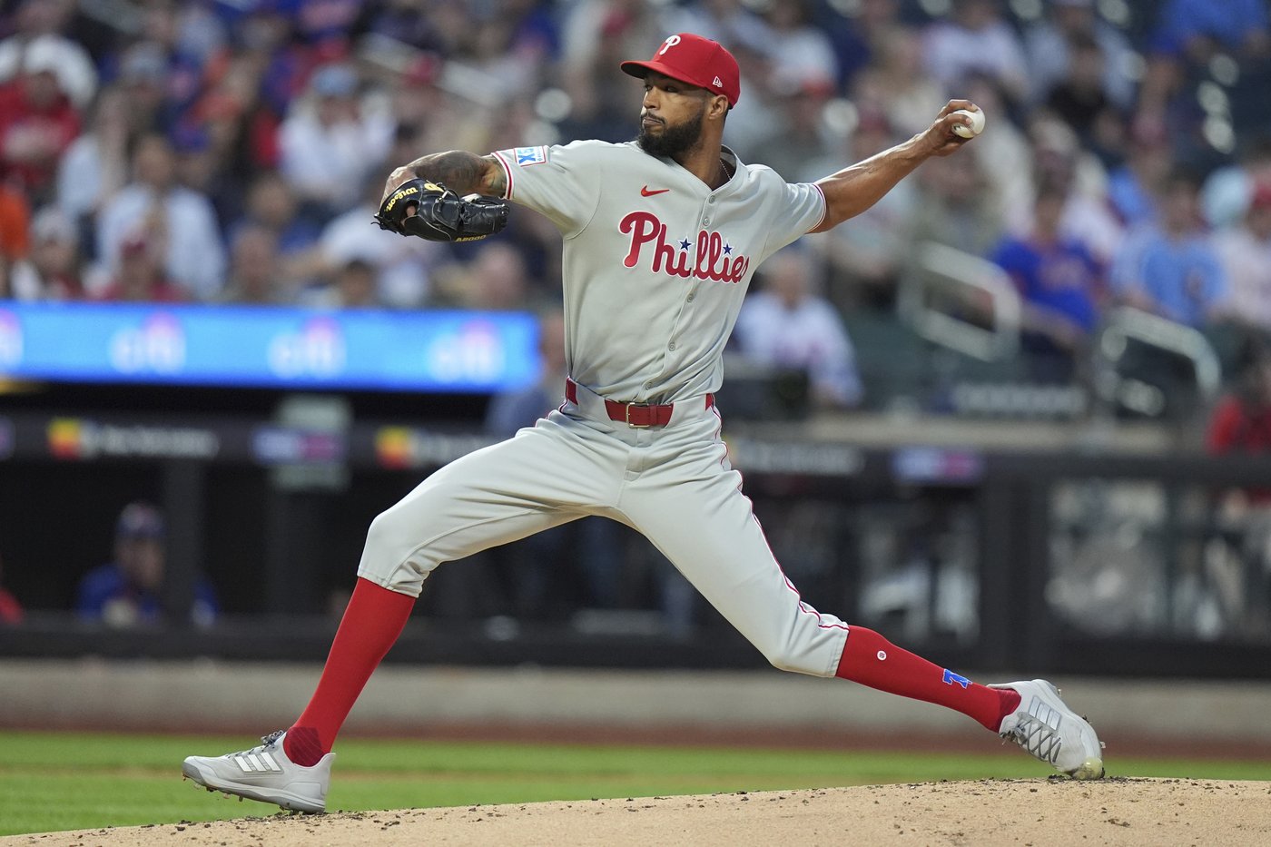 Phillies pitcher Cristopher Sánchez exits start with left forearm tightness | iNFOnews.ca Phillies pitcher Cristopher Sánchez exits start with left forearm tightness | iNFOnews.ca