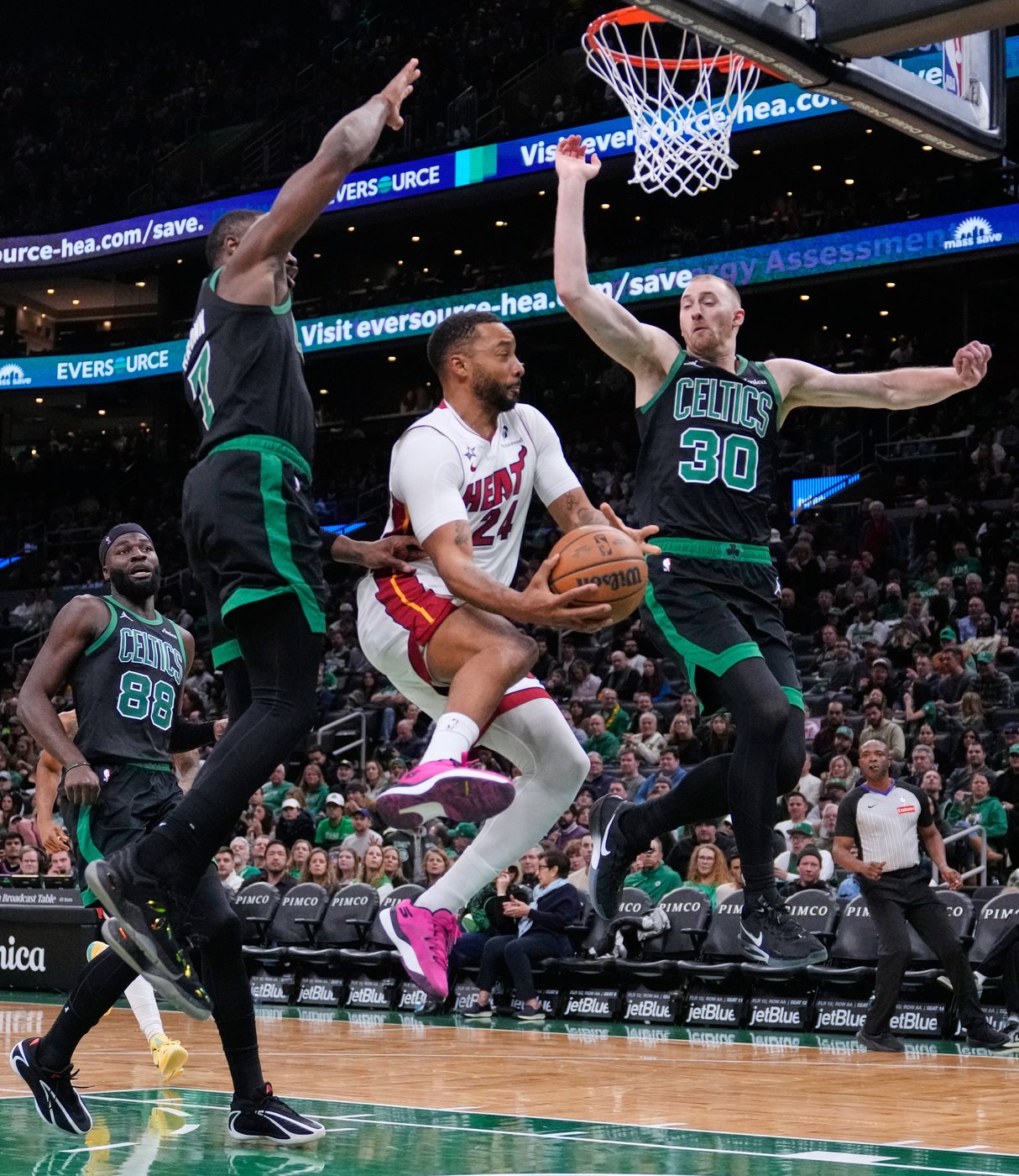 Celts rally from 22-point deficit to edge Heat, 98-96 | iNFOnews.ca Celts rally from 22-point deficit to edge Heat, 98-96 | iNFOnews.ca