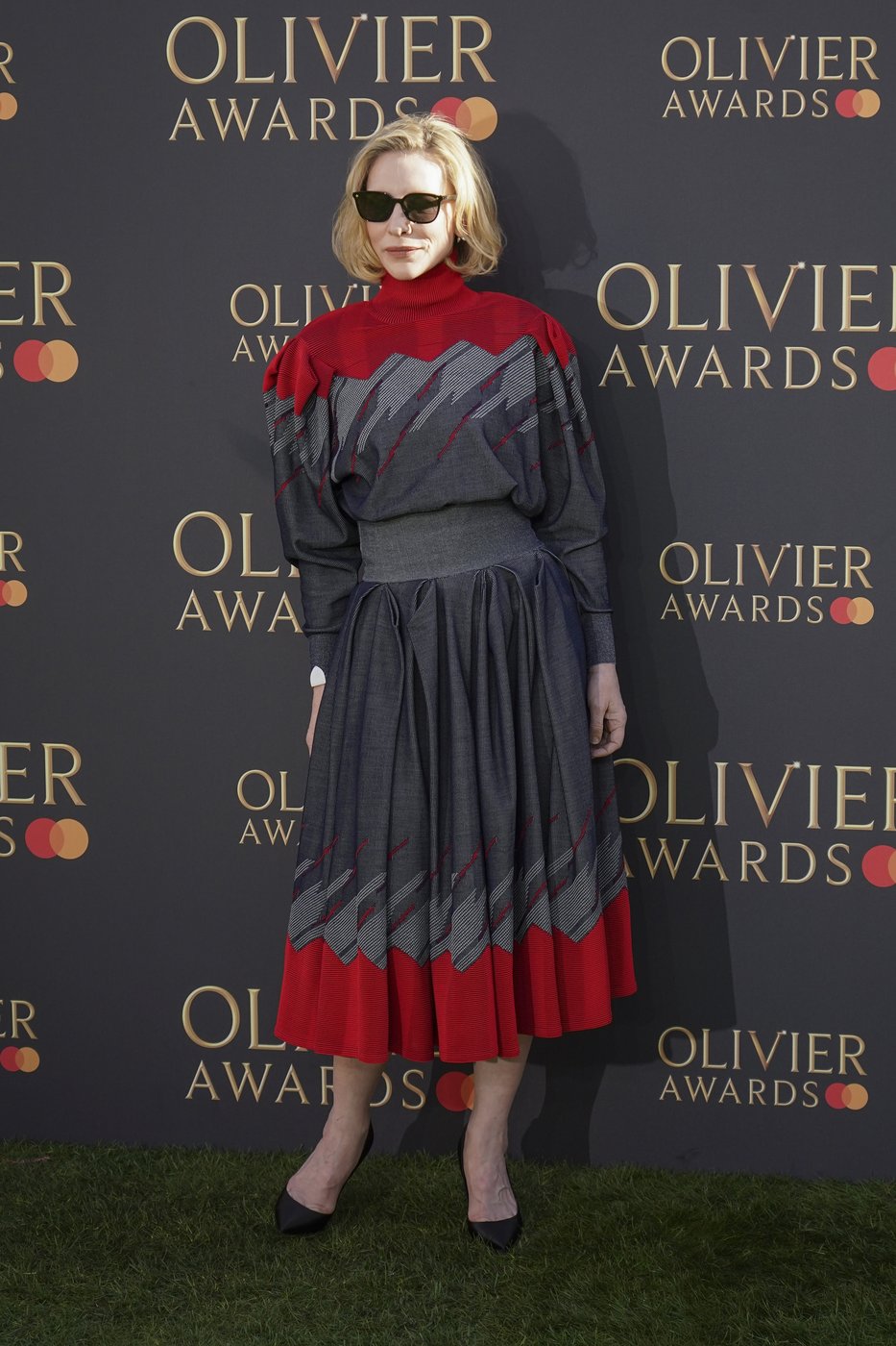 Winners of the 2025 Olivier Awards celebrating work on the London stage | iNFOnews.ca